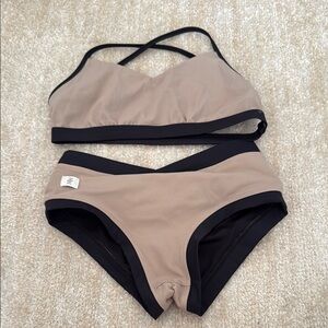 Hot Han Set in Beige and Black